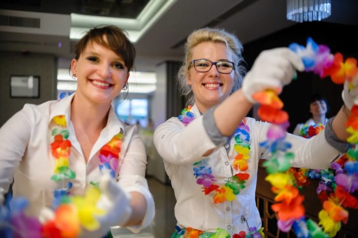 Wieczór hawajski Miodowy Młyn